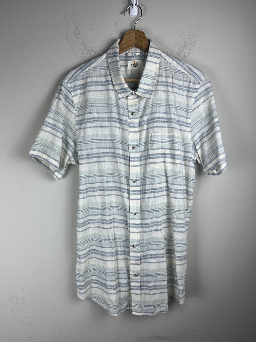 Marine Layer Men's M/L White Light Blue Striped Short Sleeve Cotton Shirt - Picture 1 of 5